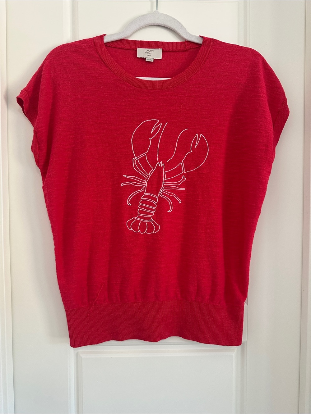 LOFT Red Short-Sleeve Crewneck Sweater with White Lobster Graphic